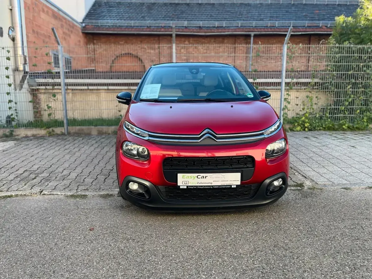 Gebraucht Citroën C3 82 PS (60 kW) 2018 Rot Kleinwagen