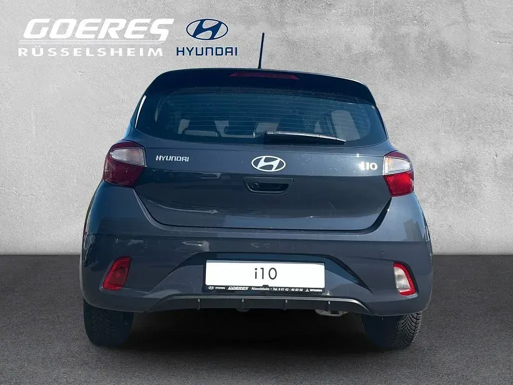 Gebraucht Hyundai i10 63 PS (46 kW) 2025 Grau Kleinwagen