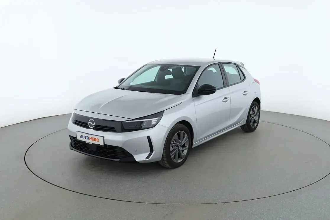 Usata Opel Corsa 101 CV (74 kW) 2024 Utilitaria