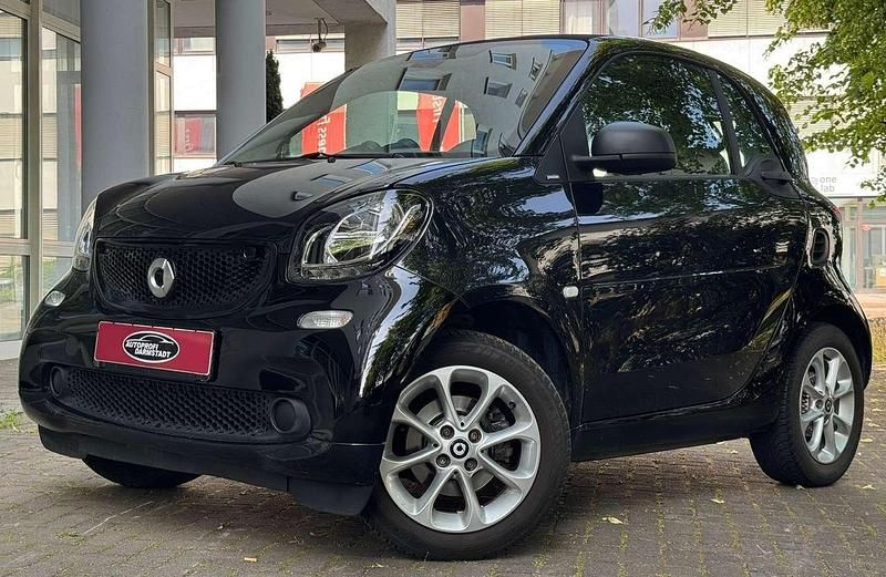 Nachtschwarz Gebraucht 2019 Smart ForTwo Coupé Kleinwagen | 14.499 € (Fairer Preis) - Bild 1/4