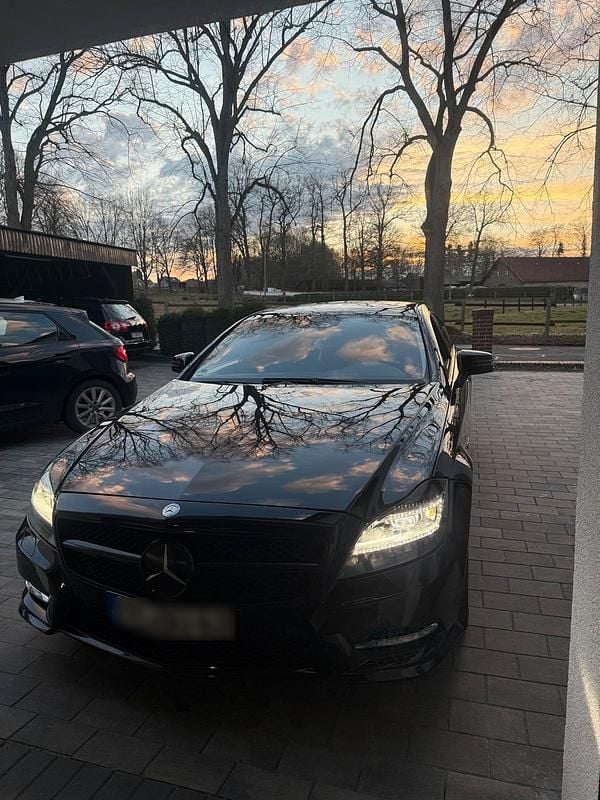 Gebraucht Mercedes CLS500 408 PS (300 kW) 2013 Schwarz Limousine