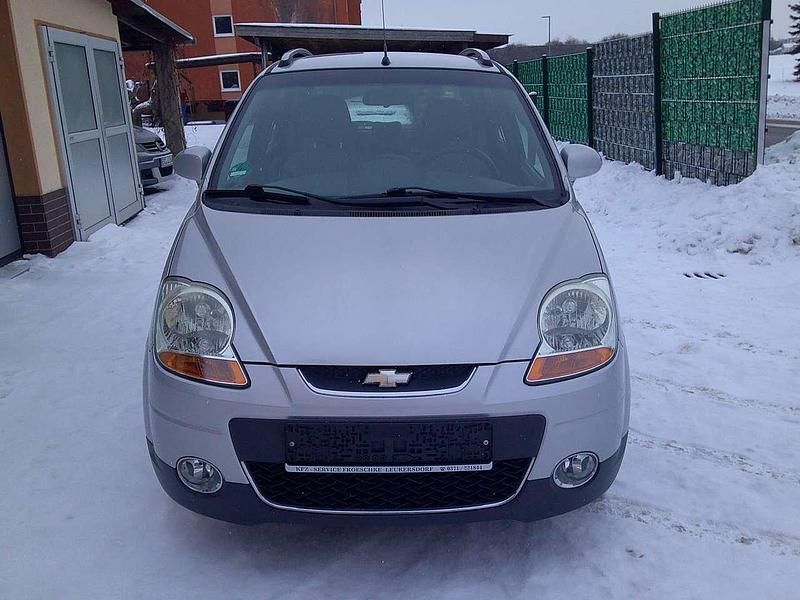 Gebraucht Chevrolet Matiz SE 67 PS (49 kW) 2009 Poly silver (metallic) Kleinwagen