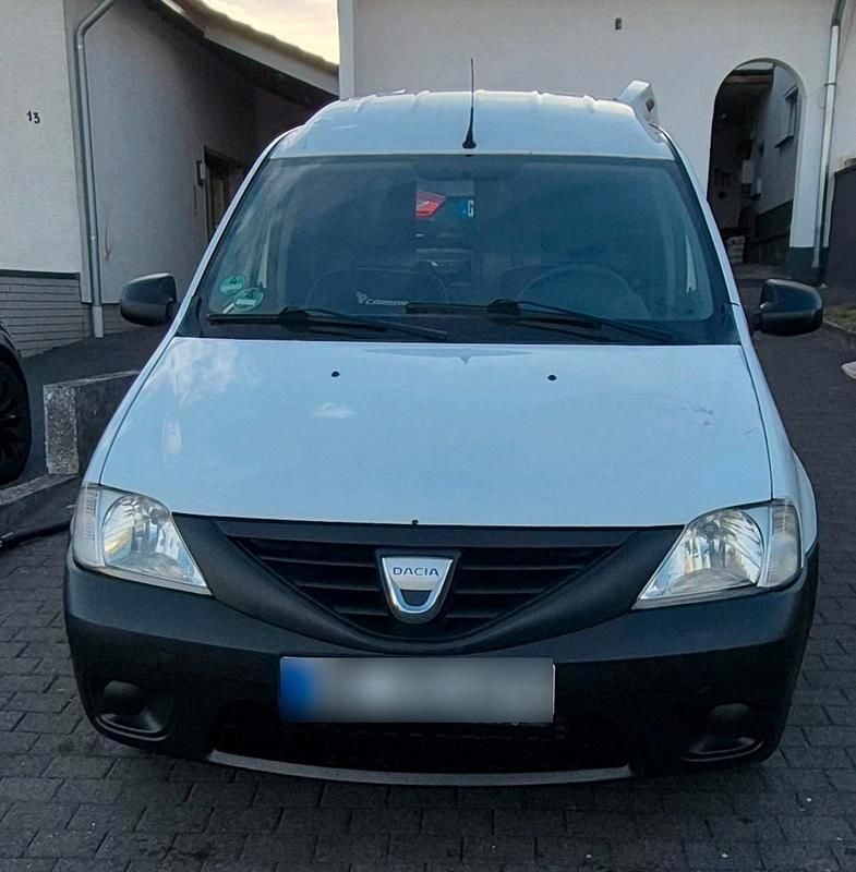 Second-hand Dacia Logan 75 CP (55 kW) 2010 Alb Berlinǎ