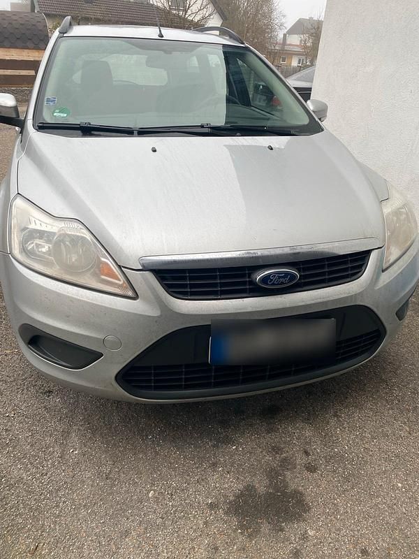 Usata Ford Focus 140 CV (102 kW) 2010 Argento Station wagon