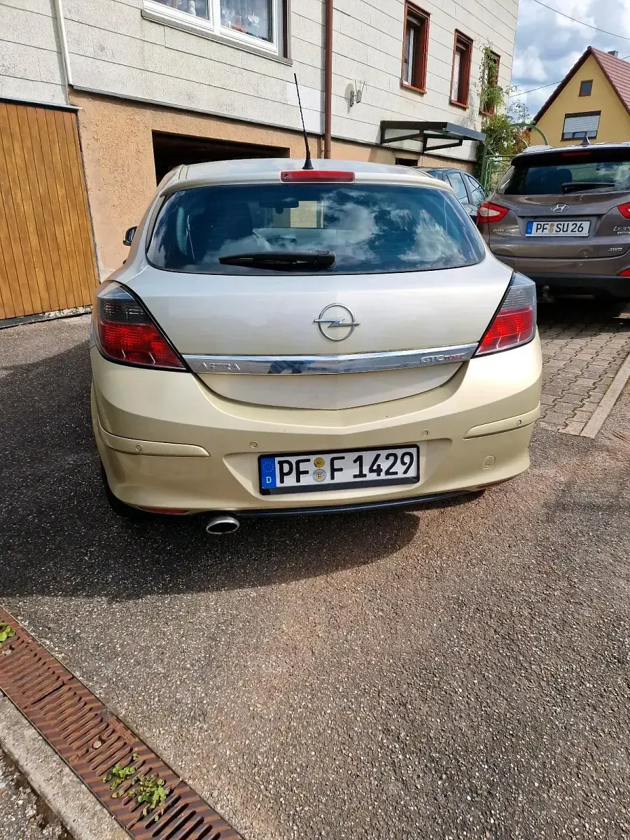 Gebraucht Opel Astra GTC 200 PS (147 kW) 2005 Coupé