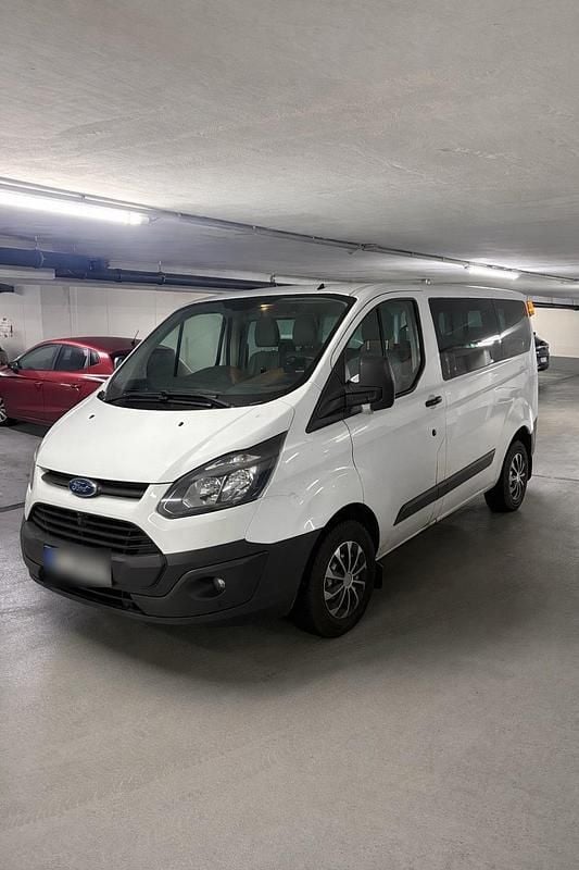 Gebraucht Ford Tourneo 101 PS (74 kW) 2015 Weiß Van / Kleinbus
