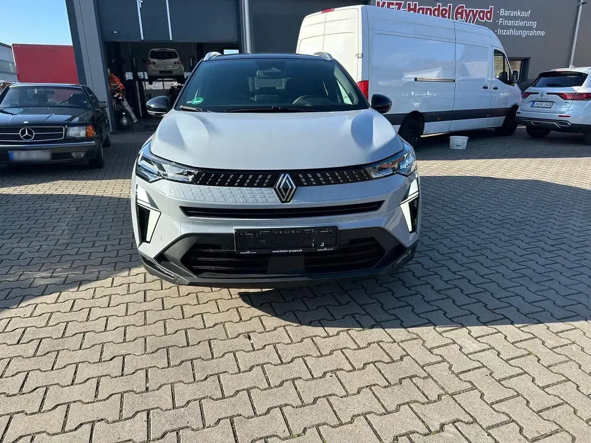 Gebraucht Renault Captur 158 PS (116 kW) 2024 Silber SUV