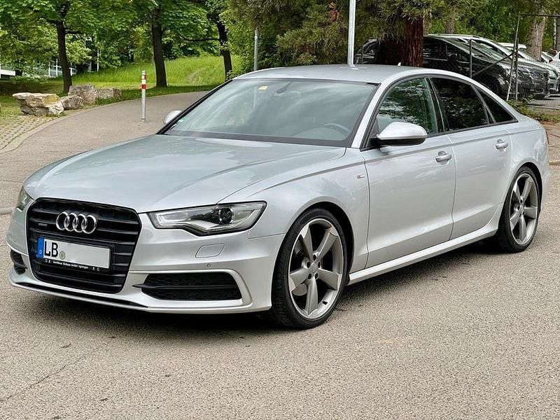 Silber Gebraucht 2012 Audi A6 Sport Limousine | 10.980 € (Guter Preis) - Bild 1/4