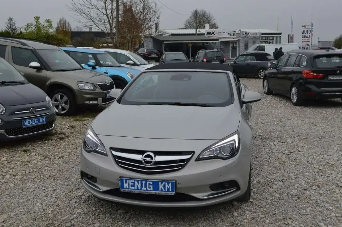 Gebraucht Opel Cascada Active 140 PS (102 kW) 2016 Silber Cabrio