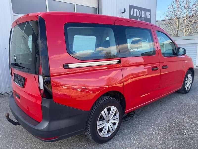 Gebraucht VW Caddy Maxi 122 PS (89 kW) 2021 Rot Van / Kleinbus