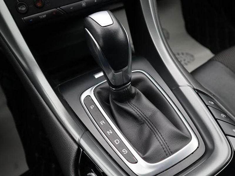 Gebraucht Ford Mondeo 180 PS (132 kW) 2016 Andere Limousine