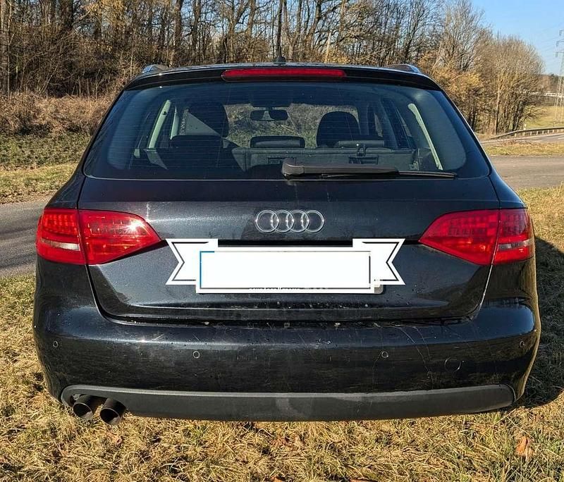 Gebraucht Audi A4 Attraction 143 PS (105 kW) 2010 Schwarz Kombi