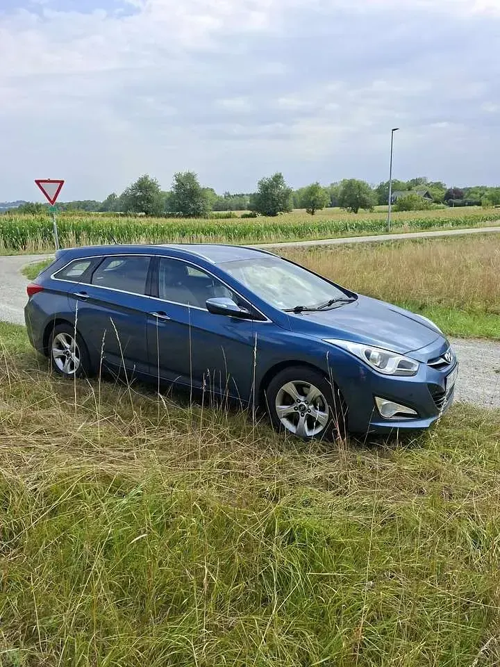 Gebraucht Hyundai i40 Style 136 PS (100 kW) 2013 Kombi