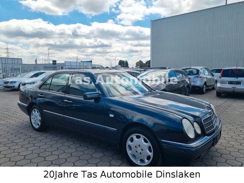 Gebraucht Mercedes E430 Elegance 279 PS (205 kW) 1998 Grün Limousine