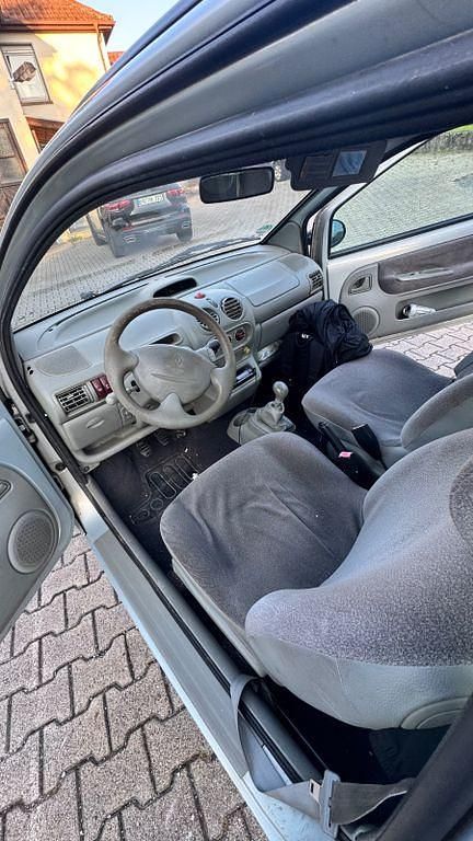 Gebraucht Renault Twingo Liberty 75 PS (55 kW) 2001 Grau Kleinwagen