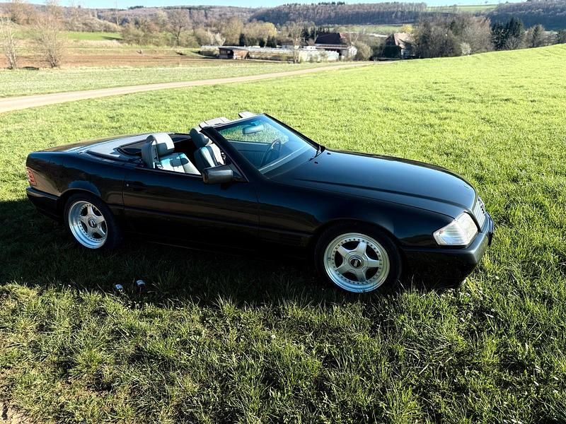 Gebraucht Mercedes SL300 1991 Schwarz Cabrio