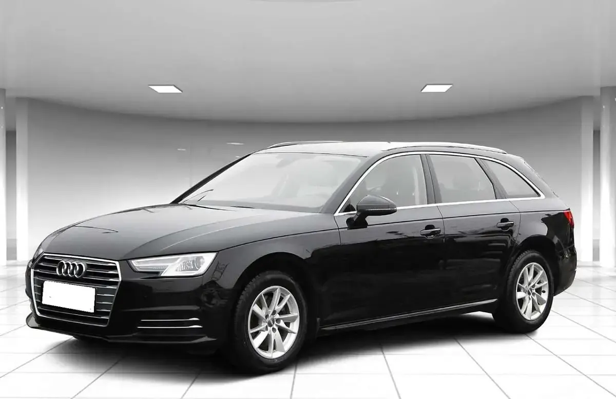 Gebraucht Audi A4 Sport 150 PS (110 kW) 2018 Schwarz Kombi