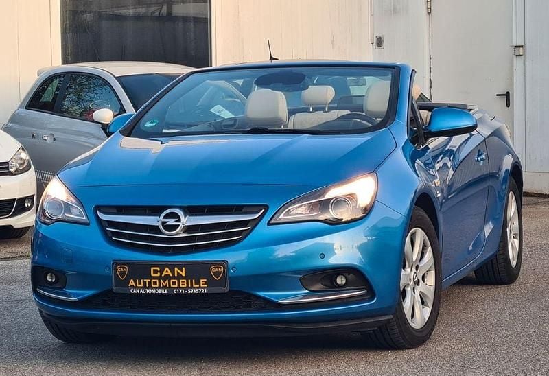 Gebraucht Opel Cascada Edition 170 PS (125 kW) 2015 Blau Cabrio