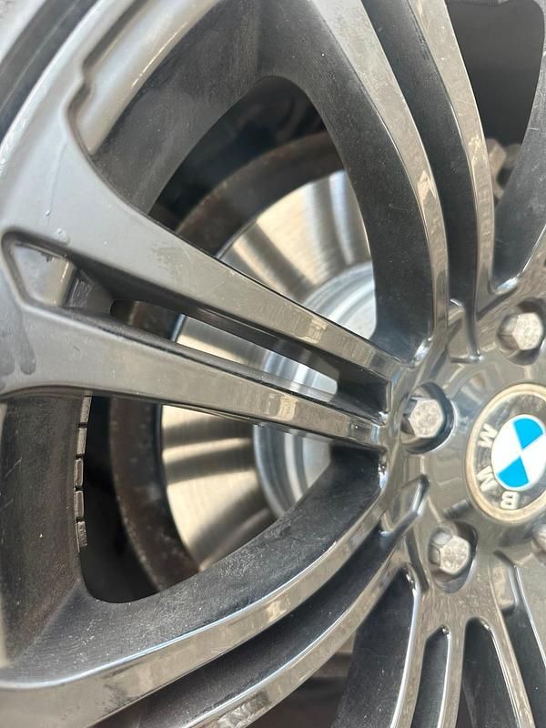 Gebraucht BMW 520 177 PS (130 kW) 2010 Schwarz Limousine