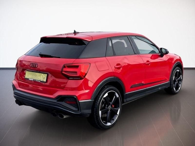 Gebraucht Audi SQ2 Ambiente 300 PS (220 kW) 2025 Progressivrot SUV
