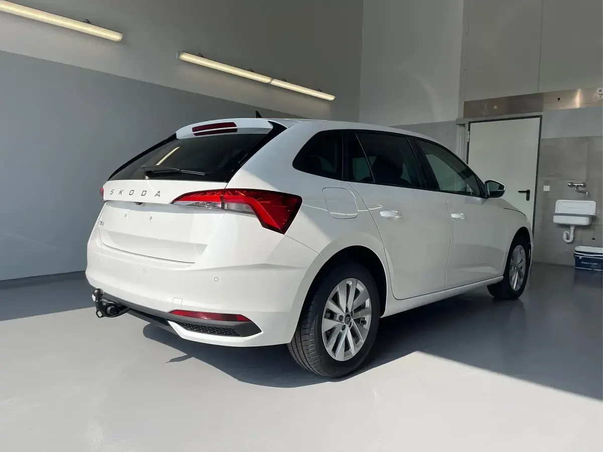 Nuova Skoda Scala Selection 2026 Bianco Utilitaria