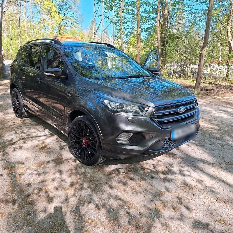 Usata Ford Kuga 150 CV (110 kW) 2018 SUV