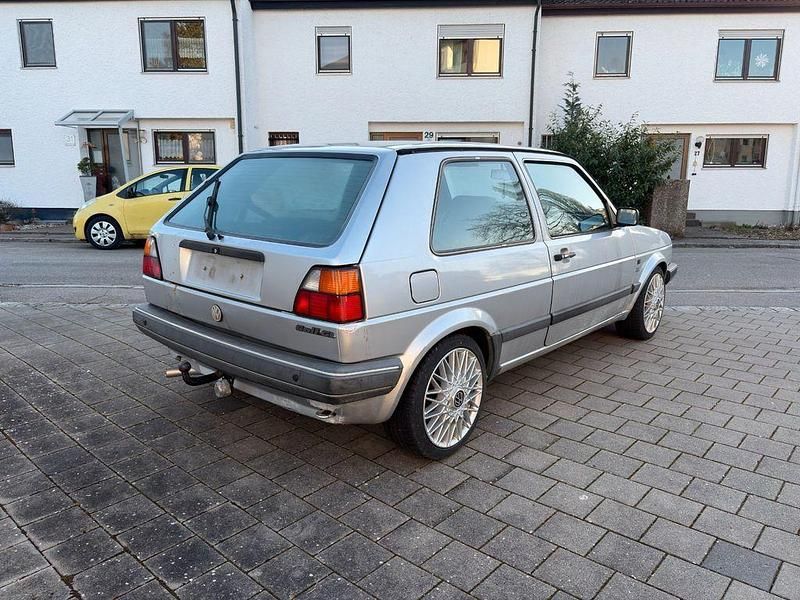 Gebraucht VW Golf II 90 PS (66 kW) 1989 Silber Kleinwagen
