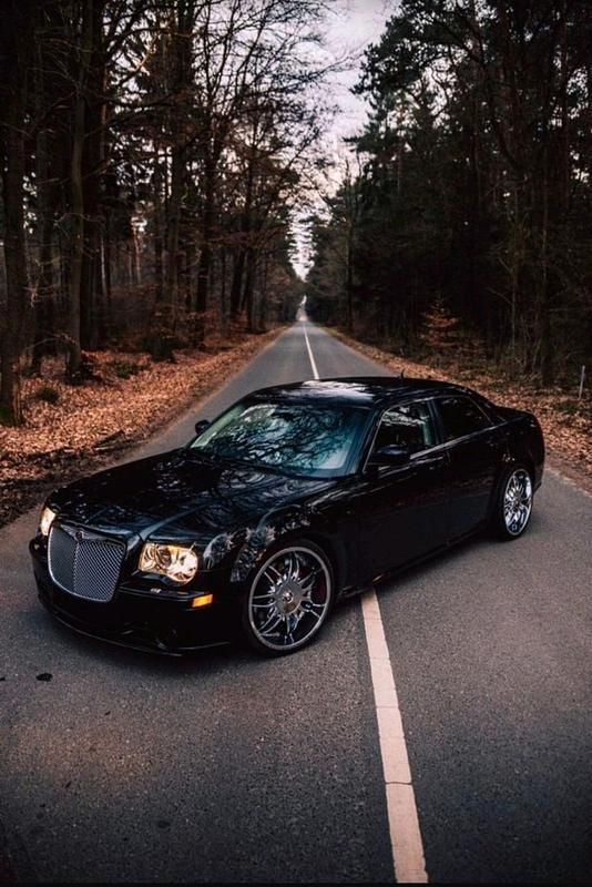Schwarz Gebraucht 2007 Chrysler 300C Limousine | 23.999 € - Bild 1/4