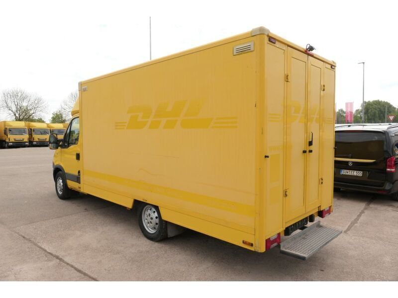 Gebraucht Iveco Daily 106 PS (77 kW) 2013 Gelb Van