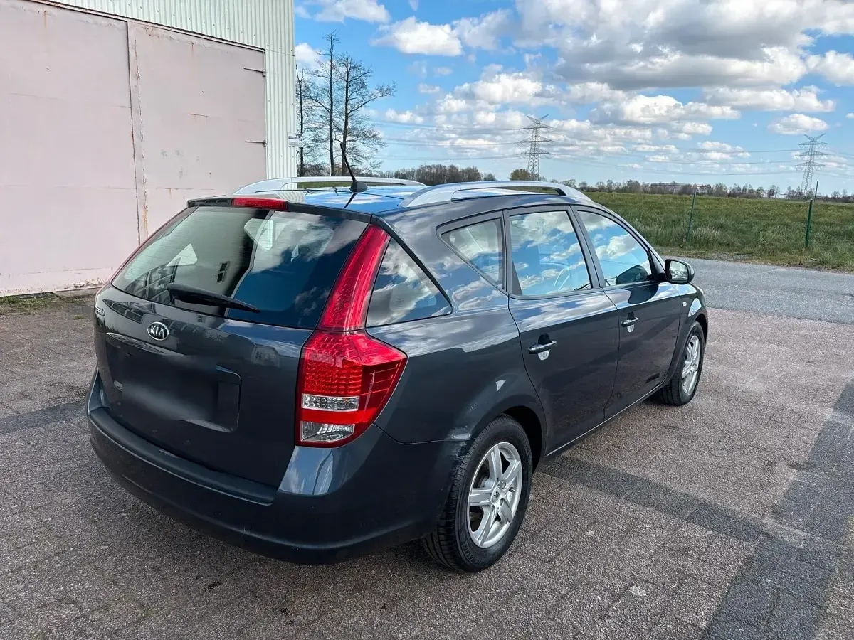 Gebraucht Kia Ceed 2011 Grau Kleinwagen