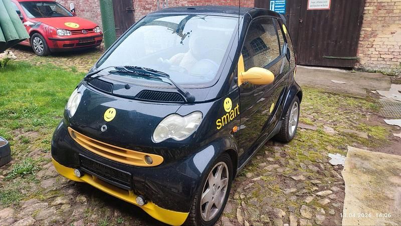 Gebraucht Smart ForTwo Cabrio 61 PS (44 kW) 2004 Schwarz Cabrio