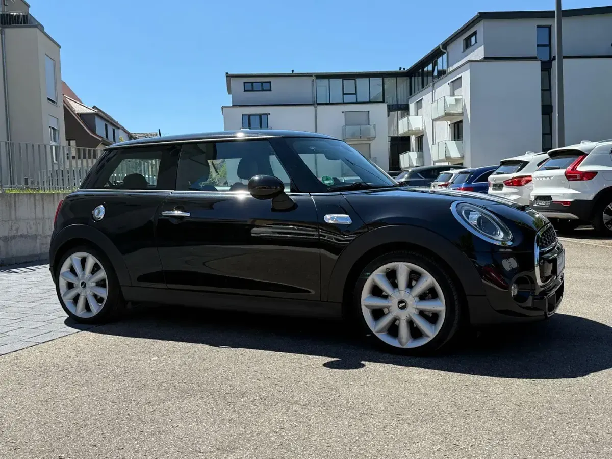 Gebraucht Mini Cooper S 192 PS (141 kW) 2019 Schwarz Kleinwagen