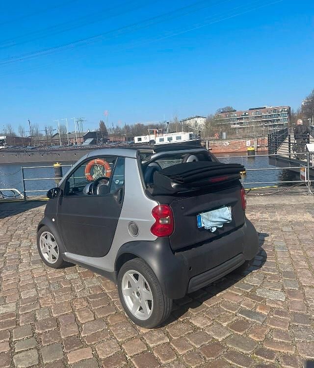 Gebraucht Smart ForTwo Cabrio 61 PS (44 kW) 2005 Schwarz Cabrio