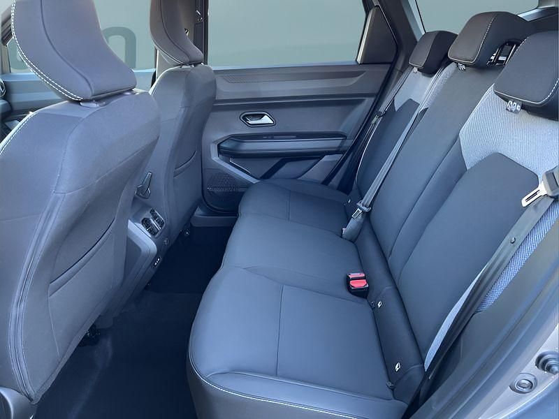 Neu Dacia Bigster 158 PS (116 kW) 2026 Grau SUV