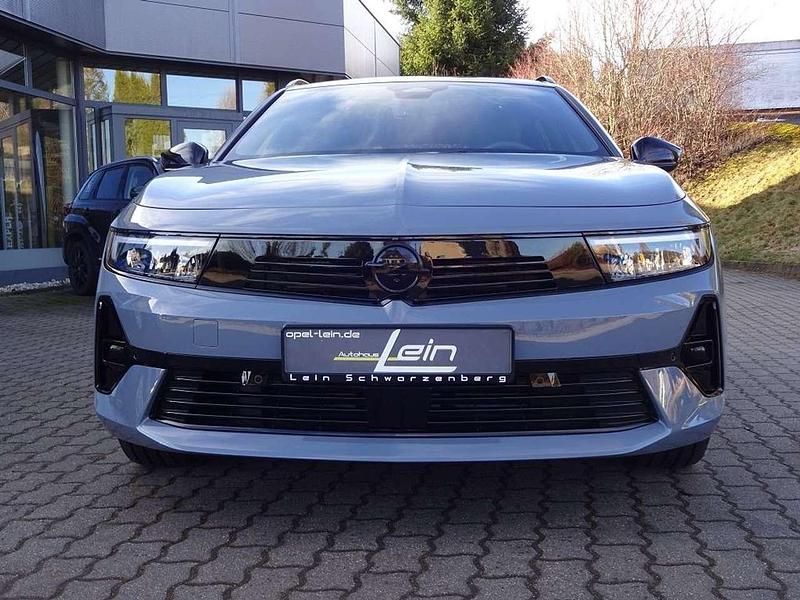 Neu Opel Astra 131 PS (96 kW) 2025 Grafik grau Kombi