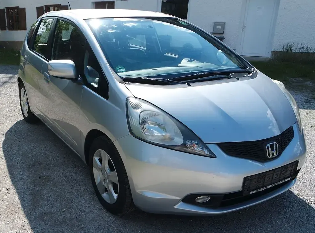 Gebraucht Honda Jazz Elegance 99 PS (72 kW) 2010 Grau Kleinwagen