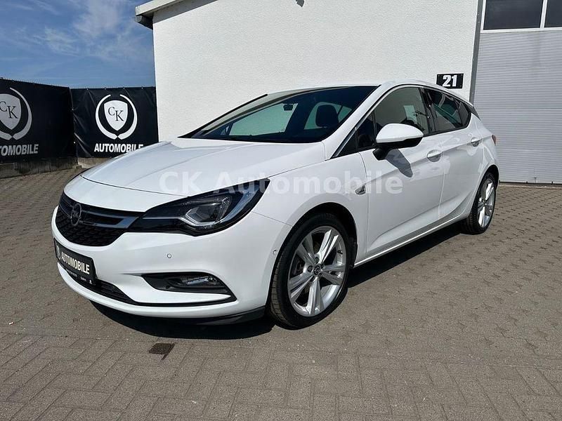 Gebraucht Opel Astra Dynamic 200 PS (147 kW) 2017 Weiß Limousine