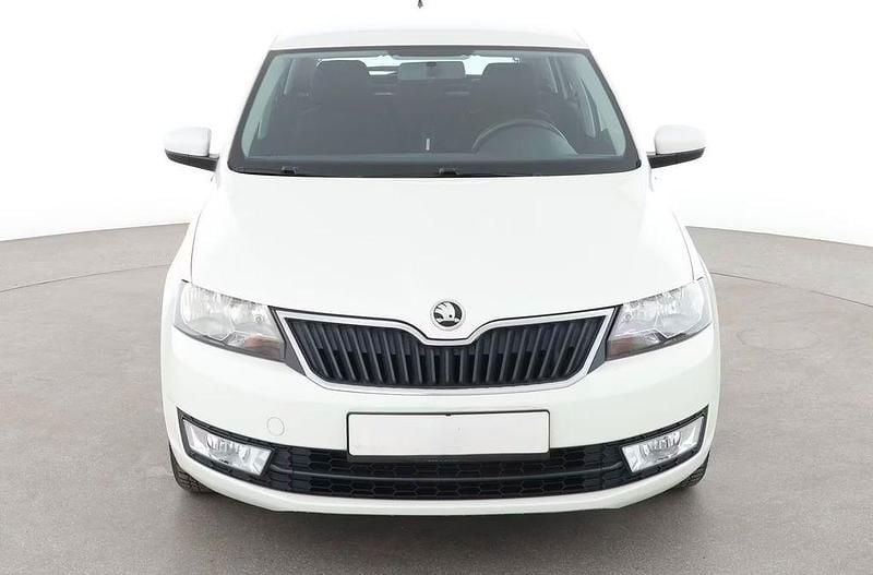 Gebraucht Skoda Rapid Cool Edition 90 PS (66 kW) 2017 Weiß Kleinwagen