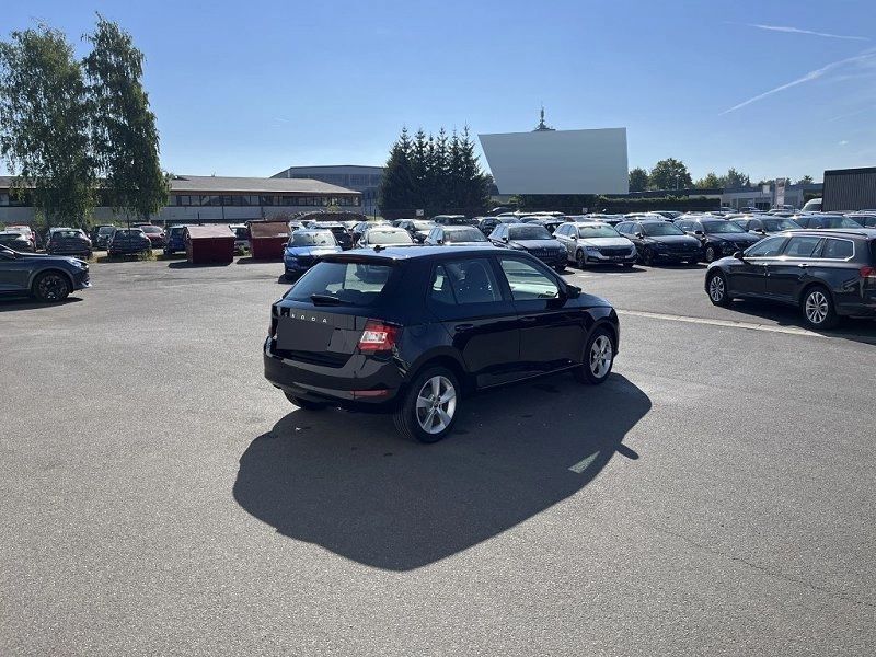Schwarz Gebraucht 2020 Skoda Fabia Active Limousine | 14.289 € (Fairer Preis) - Bild 1/4