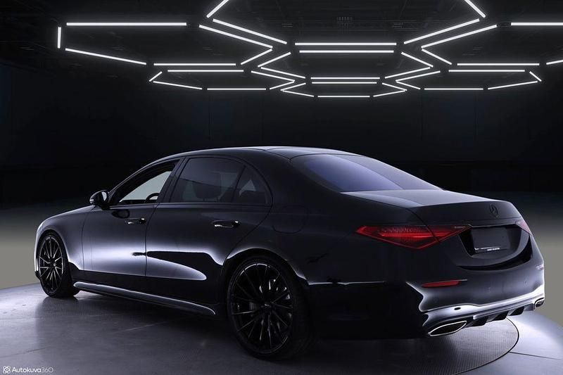 Gebraucht Mercedes S580 367 PS (269 kW) 2022 Schwarz Limousine