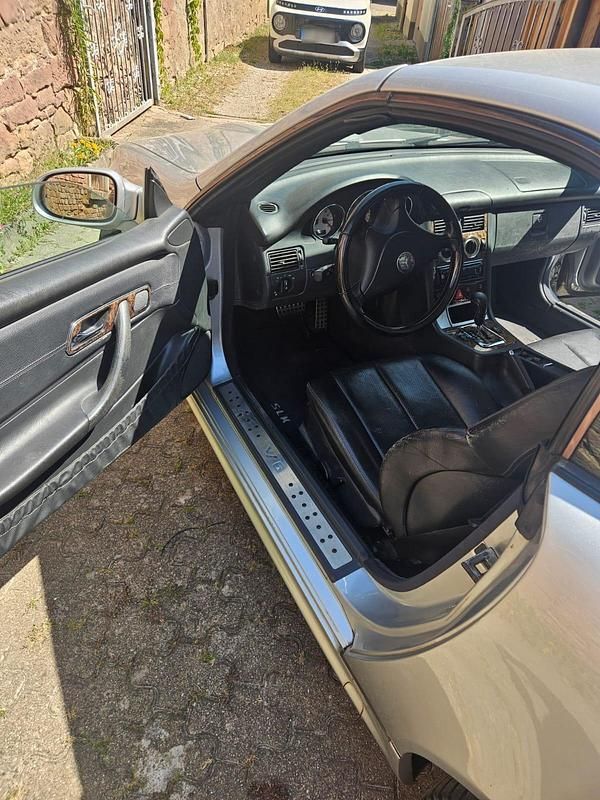 Gebraucht Mercedes SLK320 217 PS (159 kW) 2000 Silber Cabrio