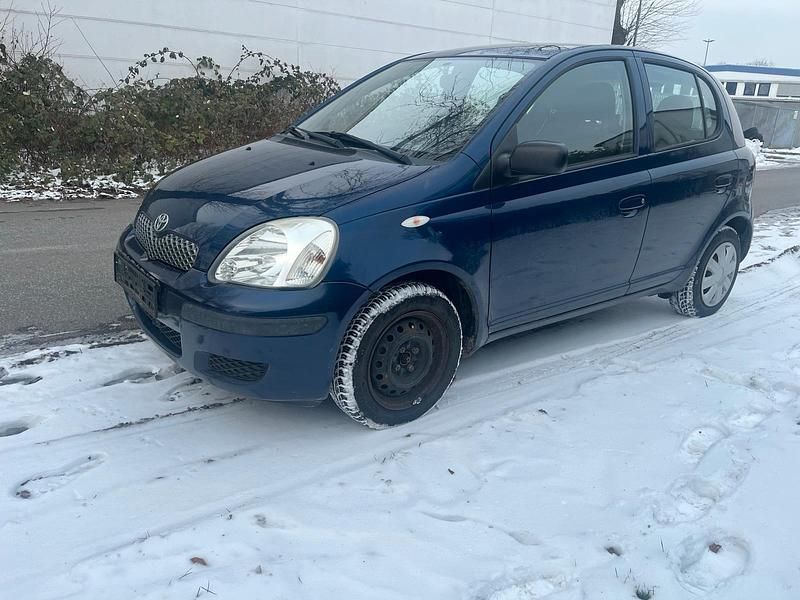 Gebraucht Toyota Yaris 65 PS (47 kW) 2003 Blau Kleinwagen