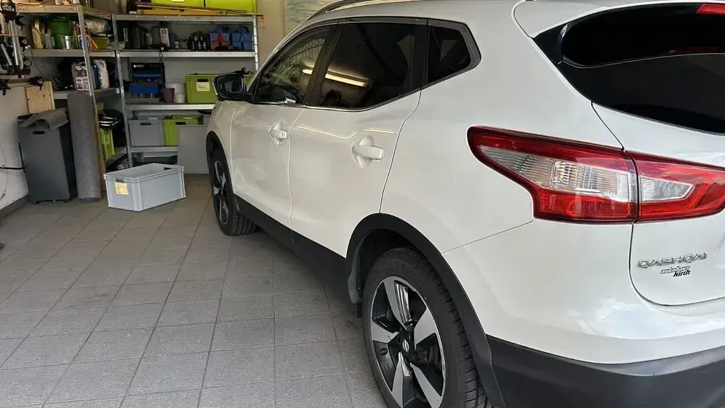 Gebraucht Nissan Qashqai N-Connecta 116 PS (85 kW) 2017 Weiß SUV