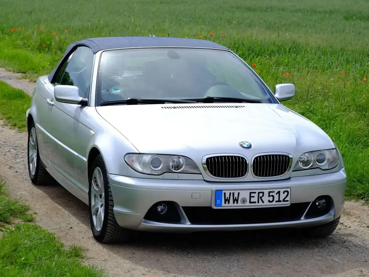 Gebraucht BMW 320 Cabriolet 170 PS (125 kW) 2005 Grau Cabrio