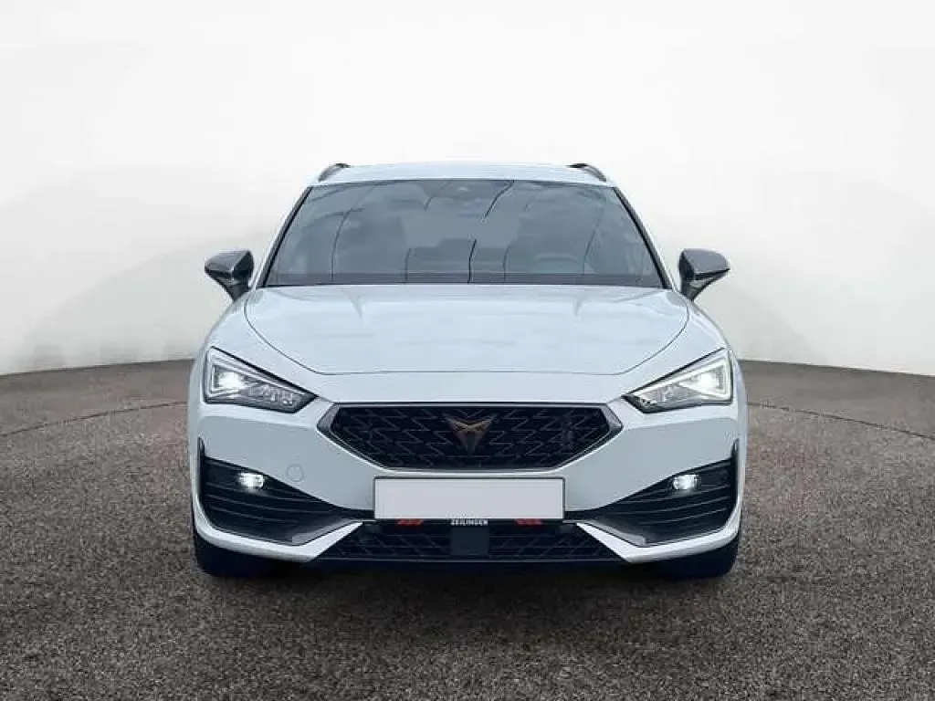 Gebraucht Cupra Leon 150 PS (110 kW) 2024 Nevada weiß Limousine
