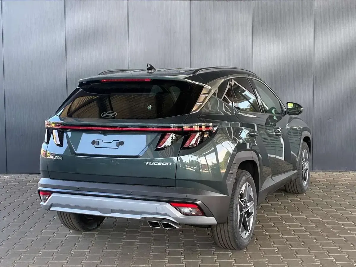 Neu Hyundai Tucson Comfort 150 PS (110 kW) 2026 Cypress green SUV