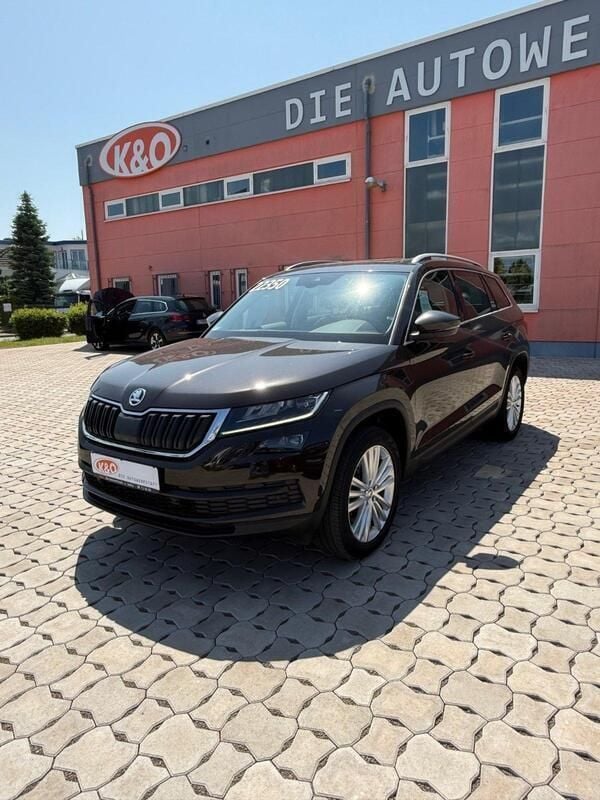 Braun Gebraucht 2017 Skoda Kodiaq Style SUV | 22.350 € (Guter Preis) - Bild 1/4