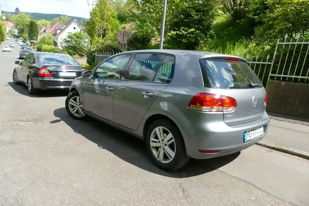 Gebraucht VW Golf VII Match 86 PS (63 kW) 2012 Grau Limousine