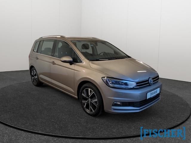 Gebraucht VW Touran Highline 150 PS (110 kW) 2019 Titanium beige Van / Kleinbus