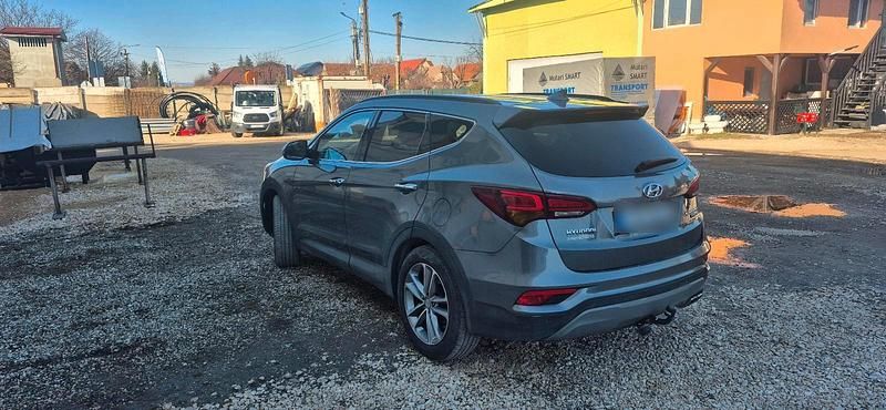 Gebraucht Hyundai Santa Fe 200 PS (147 kW) 2018 Grau SUV